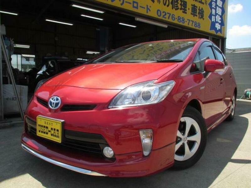 TOYOTA PRIUS