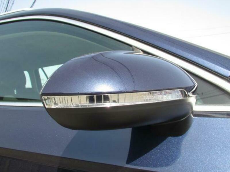 PASSAT VARIANT
