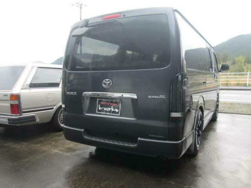 HIACE VAN