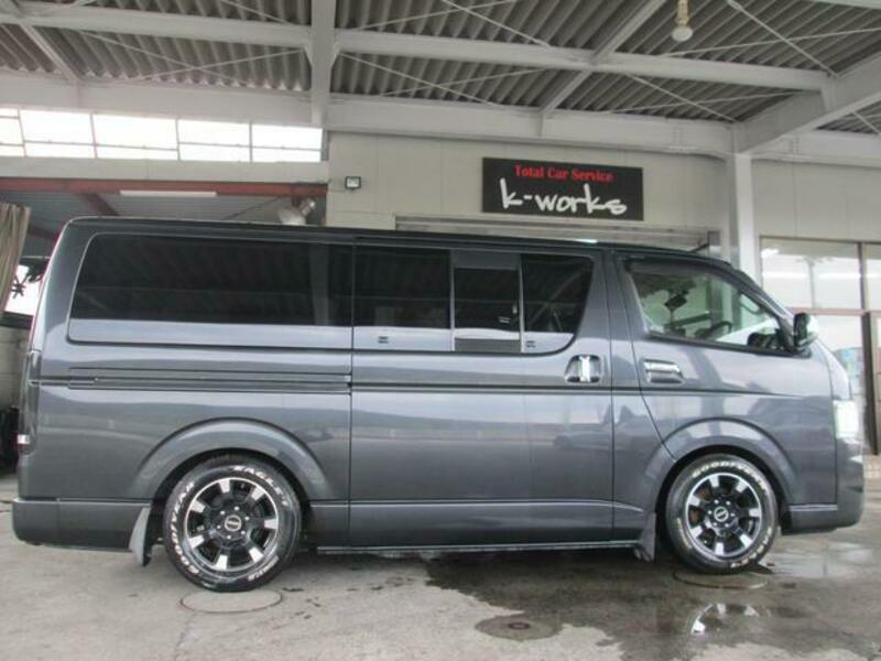 HIACE VAN