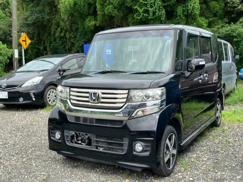 HONDA N BOX CUSTOM