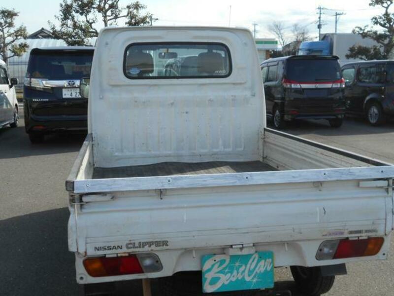 CLIPPER TRUCK