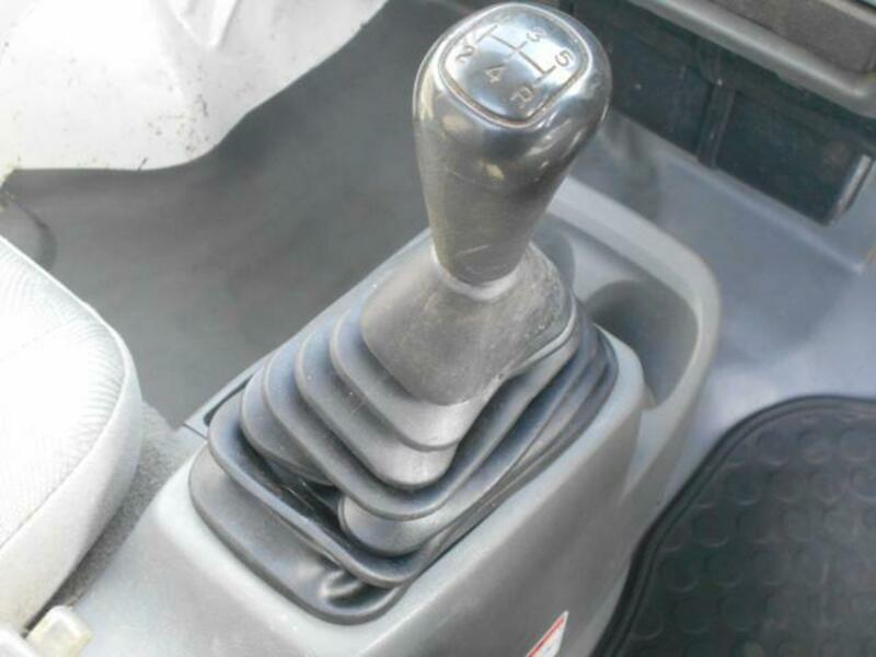 CLIPPER TRUCK