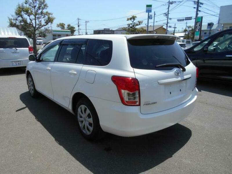 COROLLA FIELDER