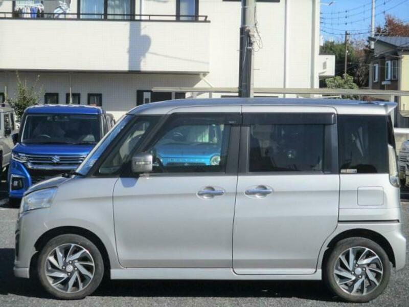 SPACIA CUSTOM