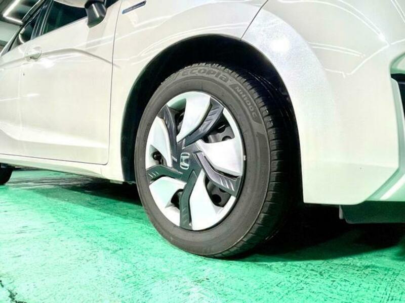FIT HYBRID
