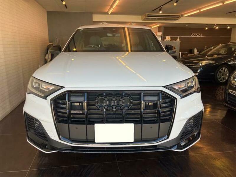 Q7