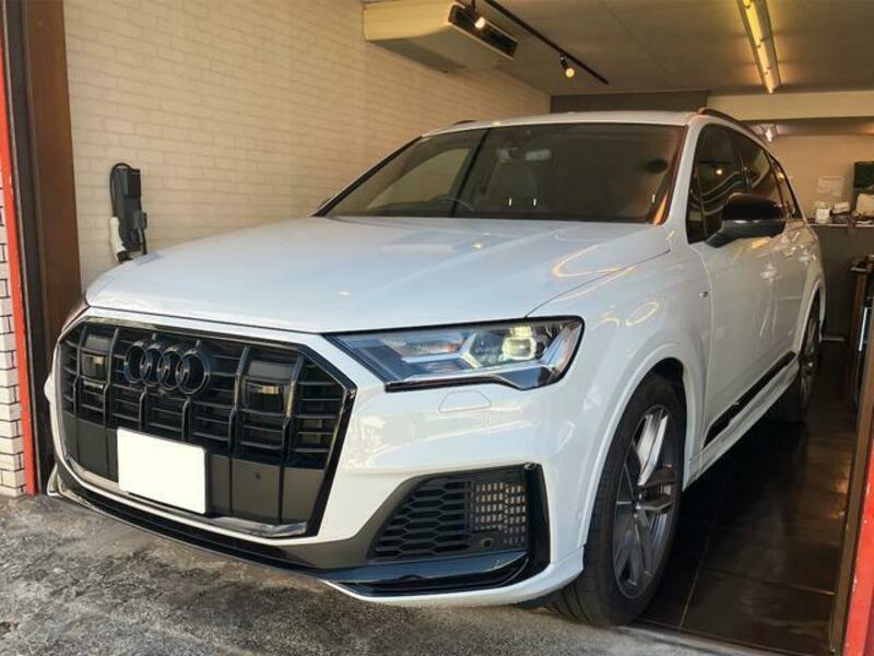 Q7