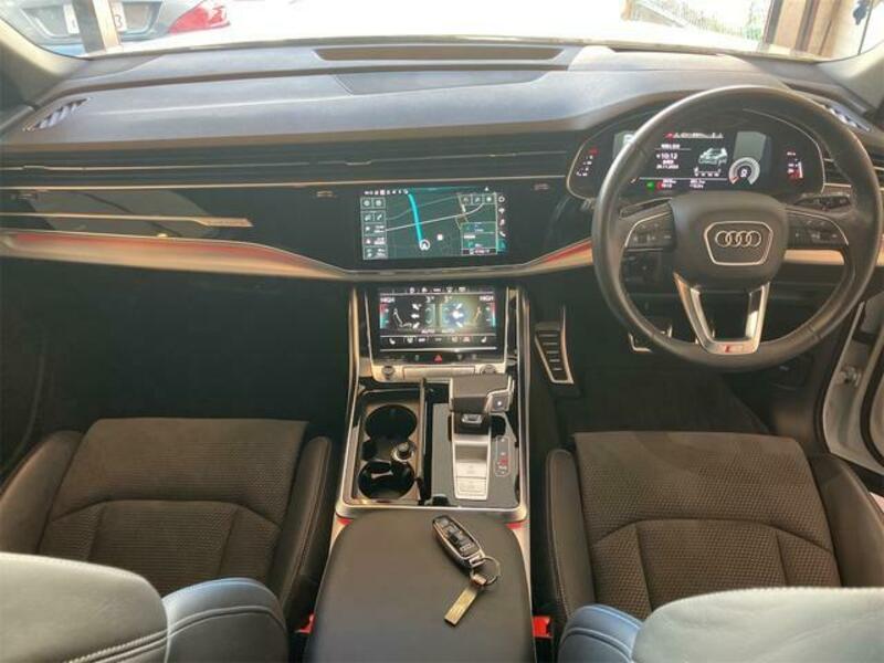 Q7