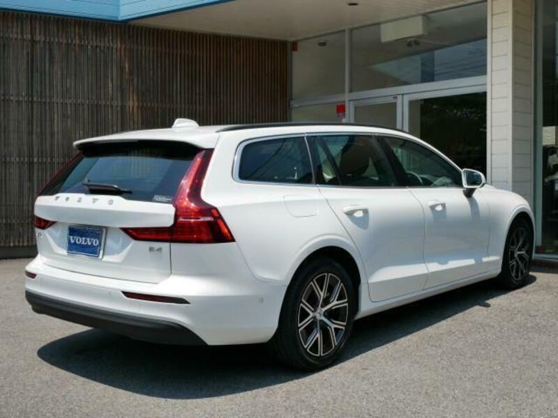 V60