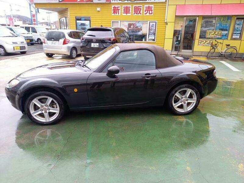 ROADSTER