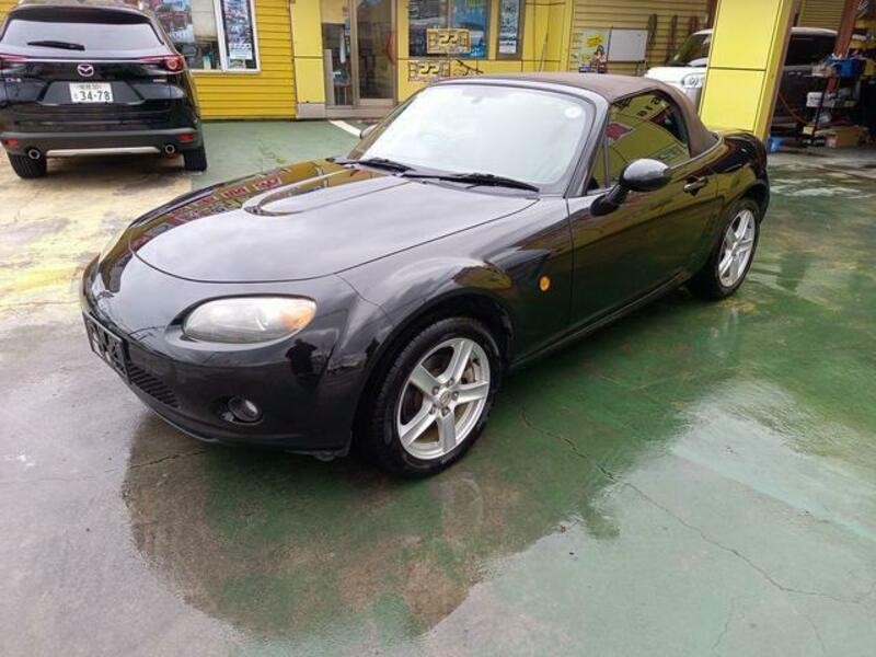 ROADSTER