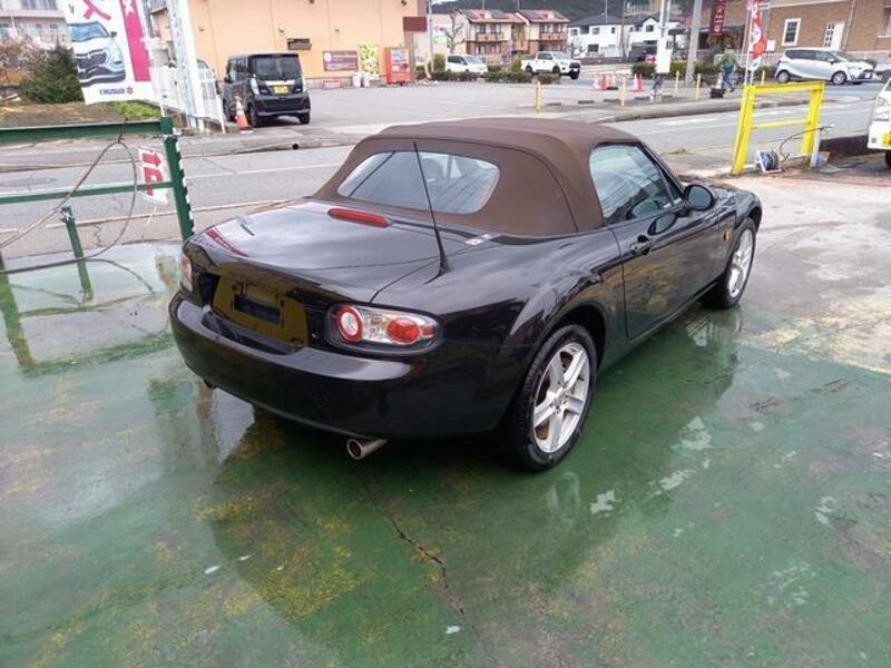 ROADSTER