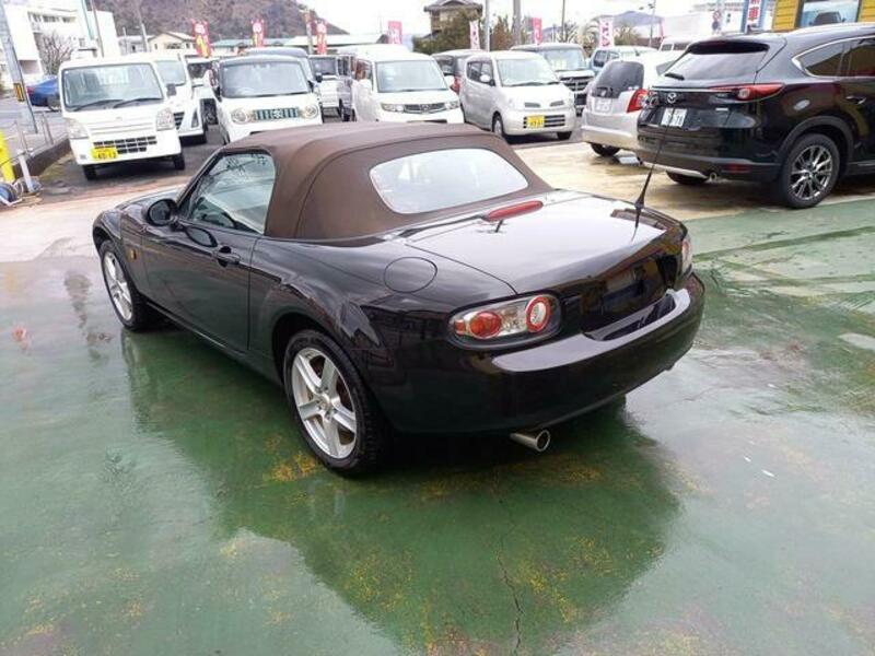 ROADSTER