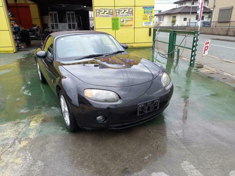 MAZDA ROADSTER