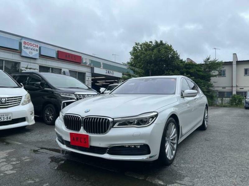 BMW 7 SERIES