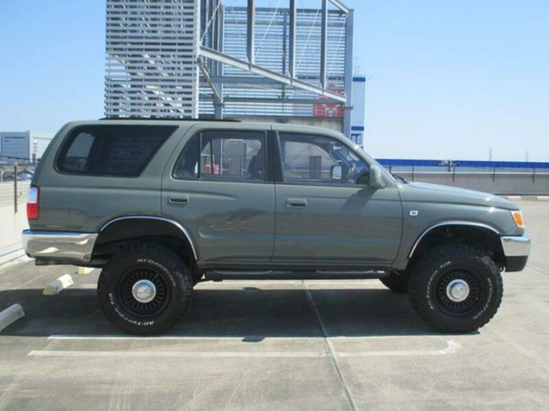 HILUX SURF