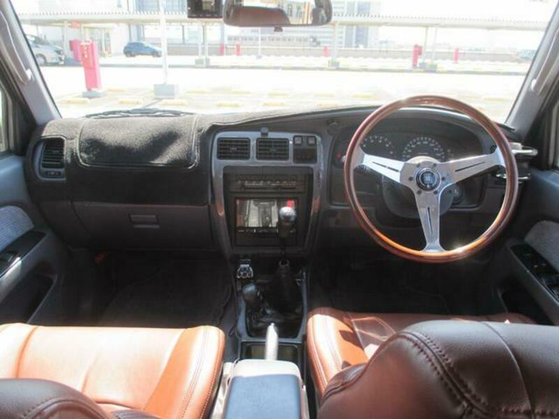 HILUX SURF