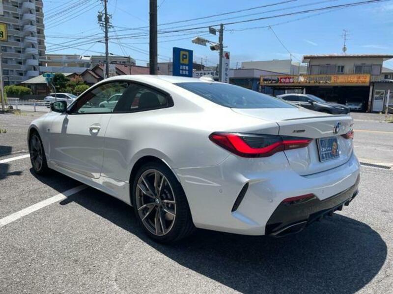 4 SERIES
