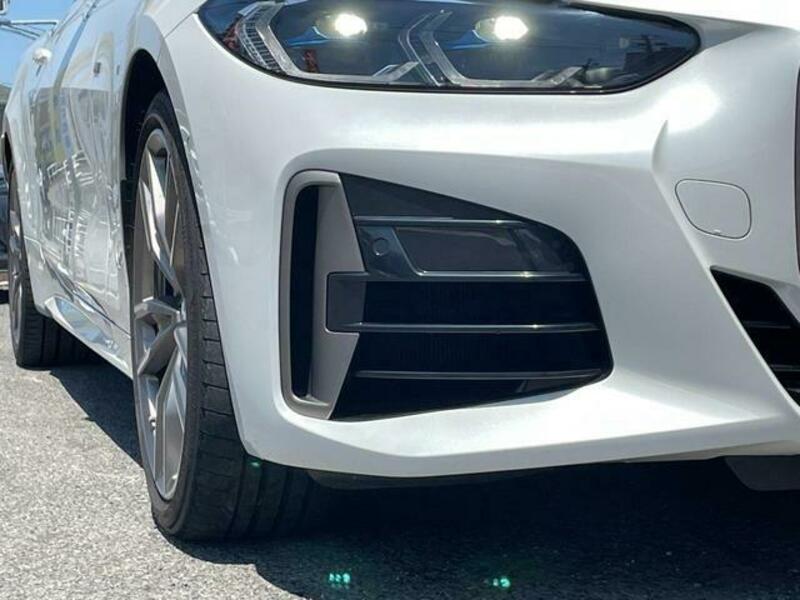 4 SERIES