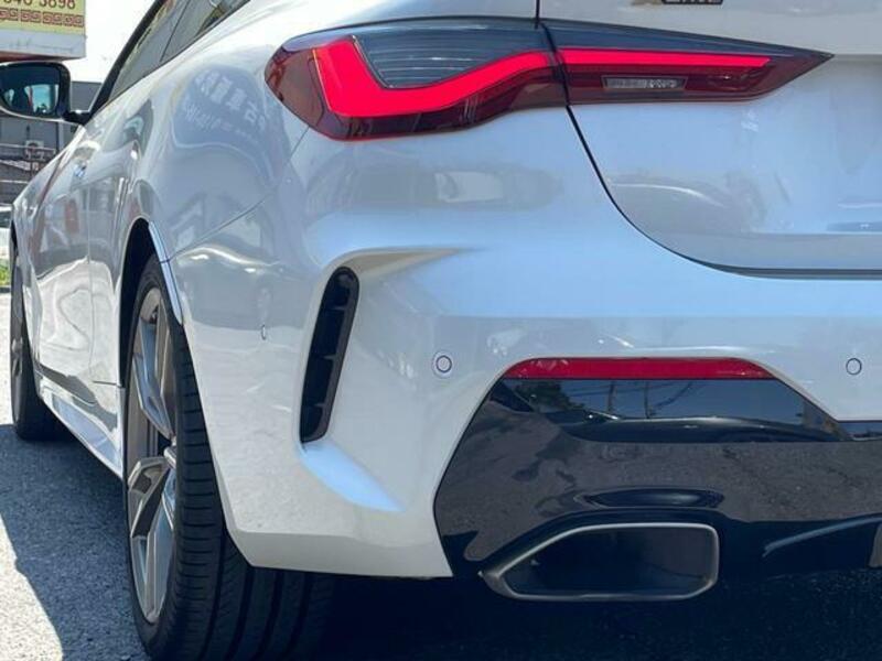 4 SERIES