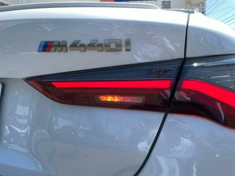 4 SERIES