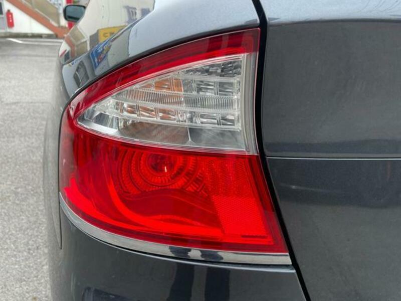 LEGACY B4