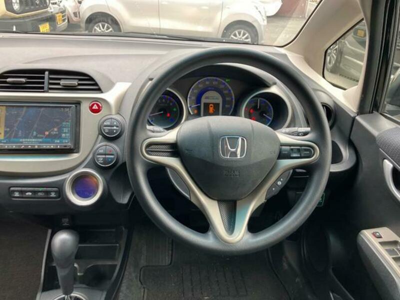 FIT HYBRID