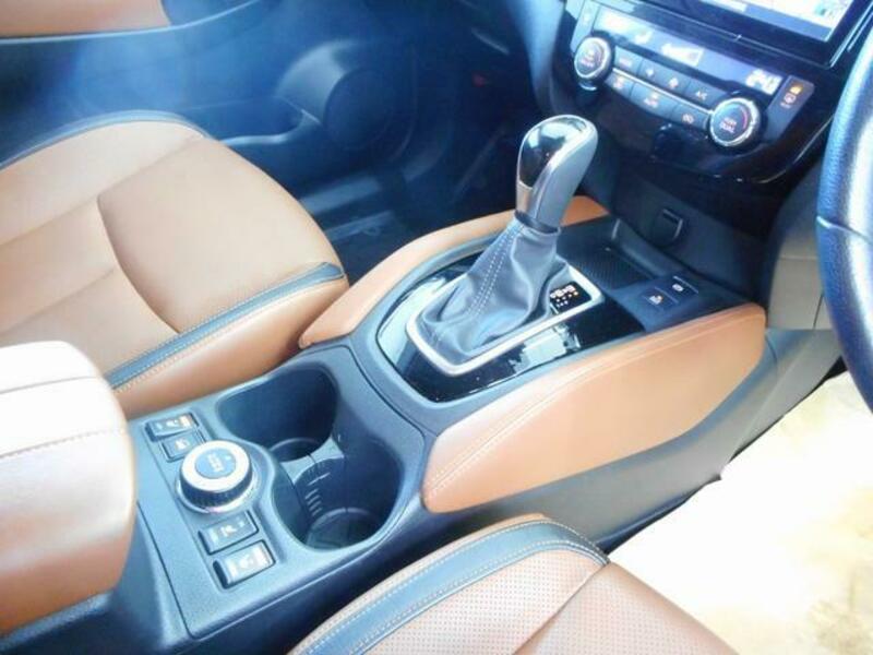 X-TRAIL
