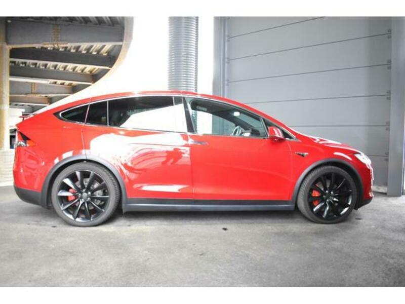 MODEL X