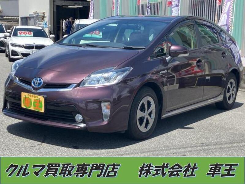TOYOTA PRIUS