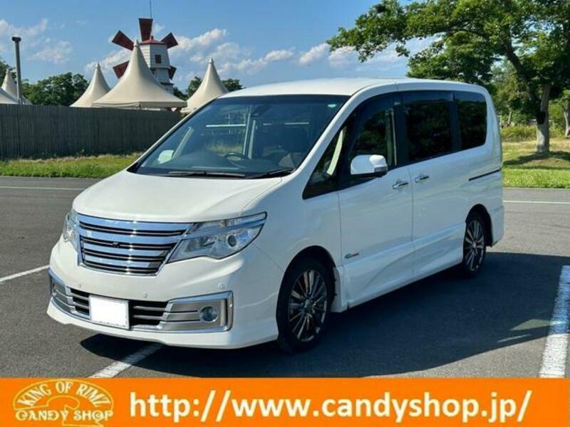 NISSAN SERENA