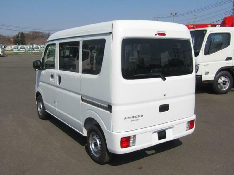 MINICAB VAN