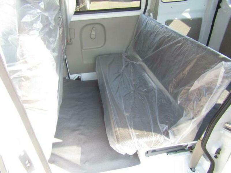 MINICAB VAN