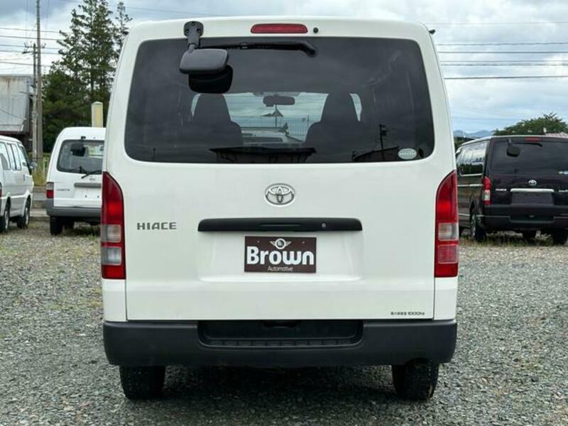 HIACE VAN