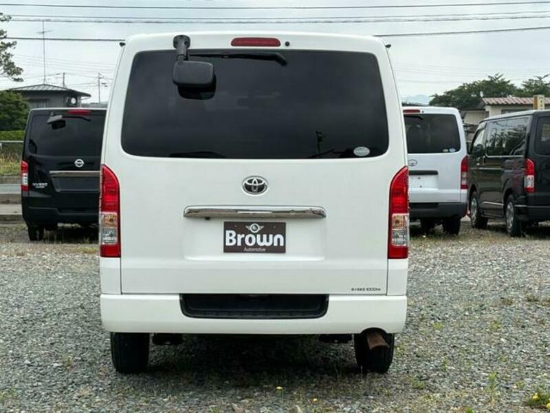 HIACE VAN