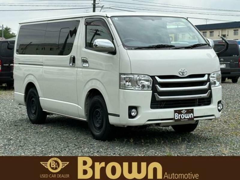TOYOTA HIACE VAN