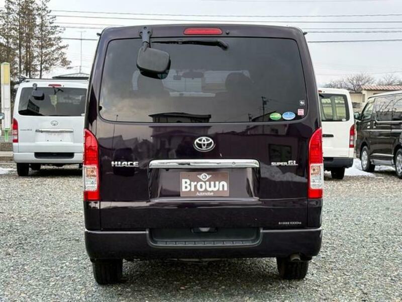 HIACE VAN