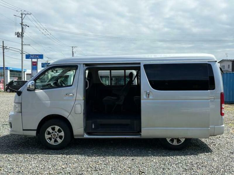 HIACE WAGON