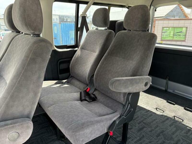 HIACE WAGON