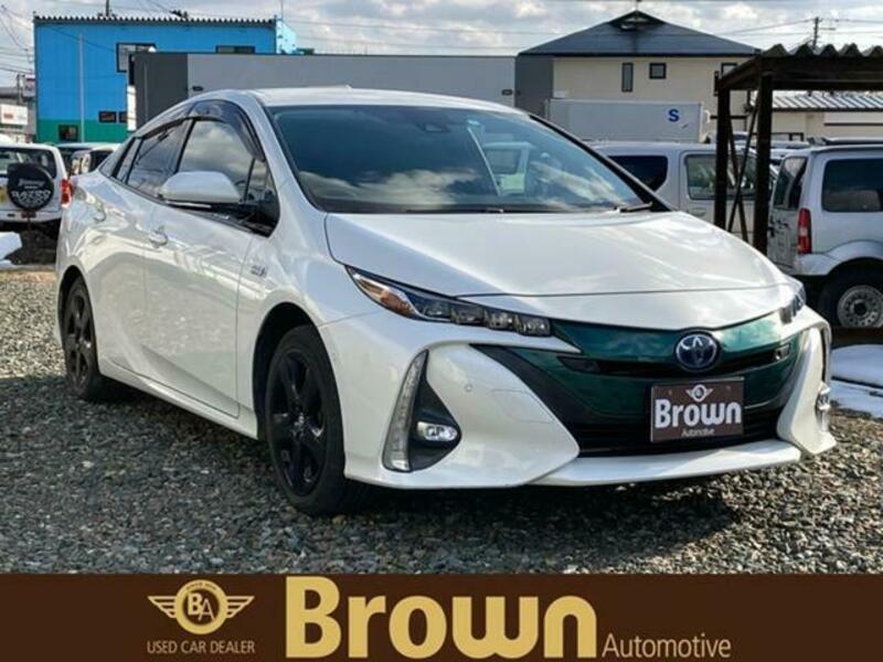 TOYOTA PRIUS PHV