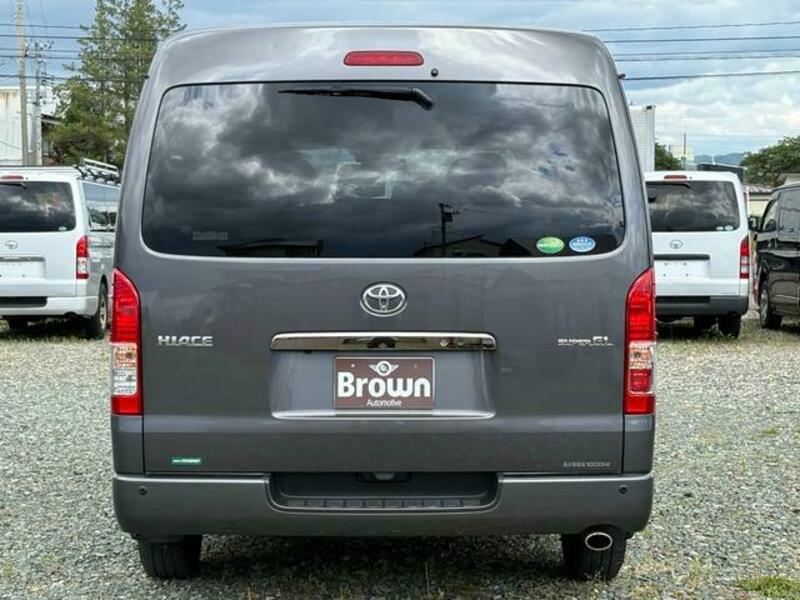 HIACE VAN
