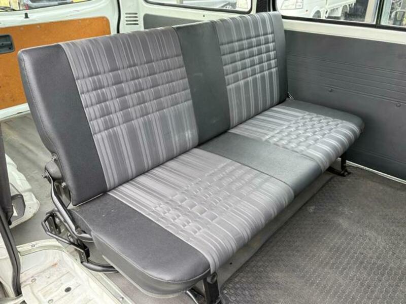 BONGO VAN