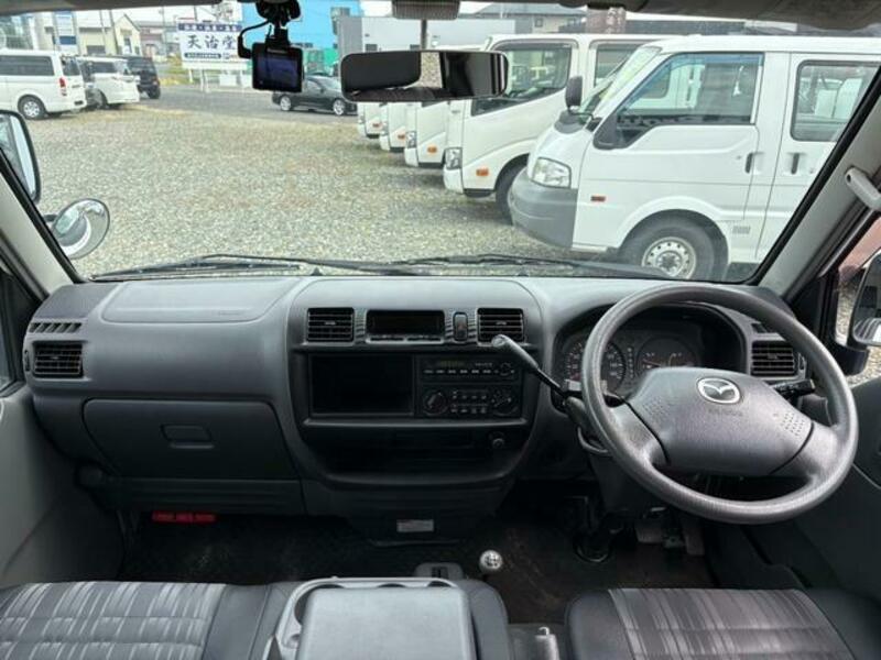 BONGO VAN
