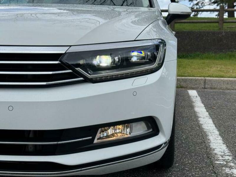 PASSAT VARIANT