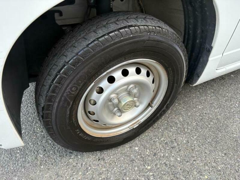 N-VAN
