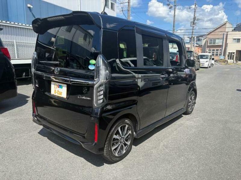 N BOX CUSTOM