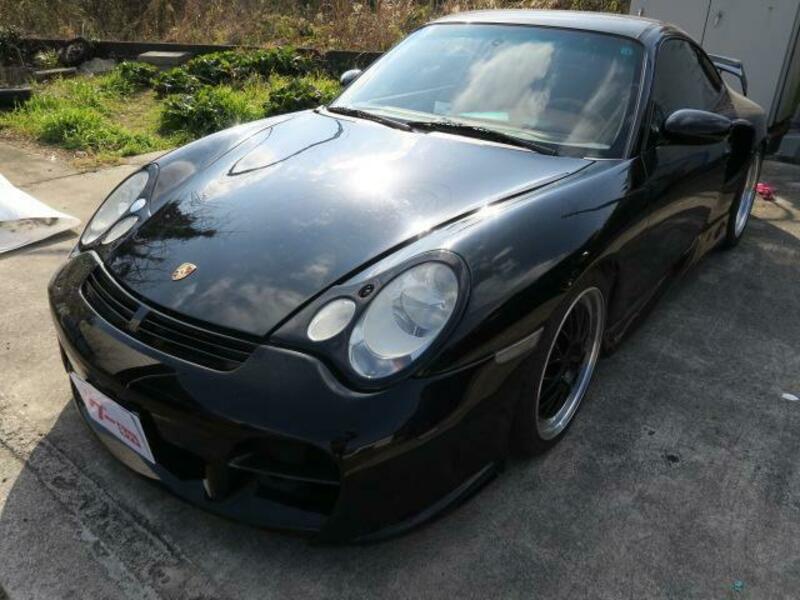 911