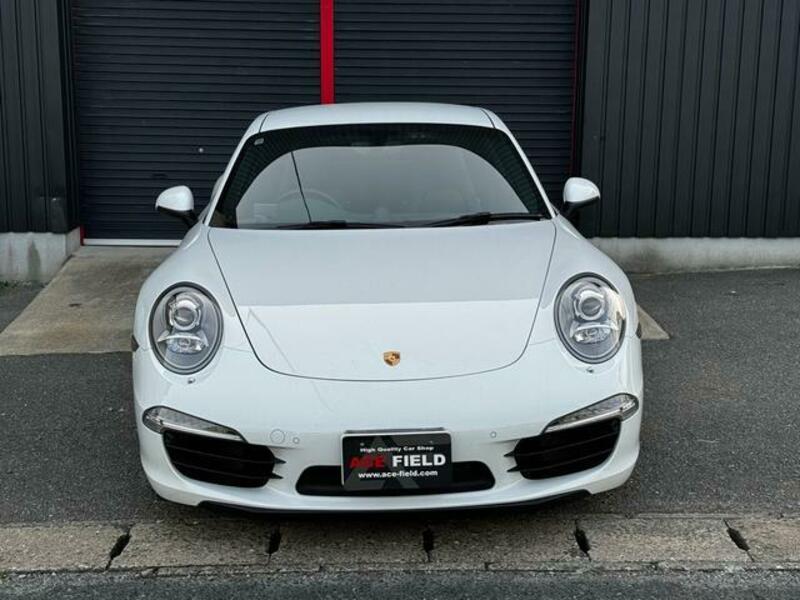911