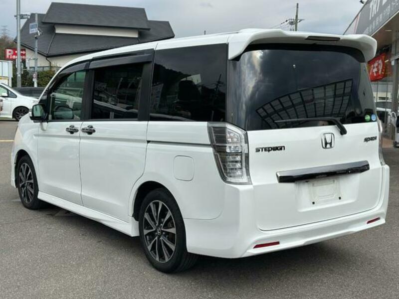 STEPWAGON SPADA